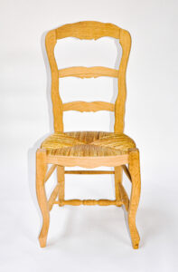 Chaise artisanale Régence