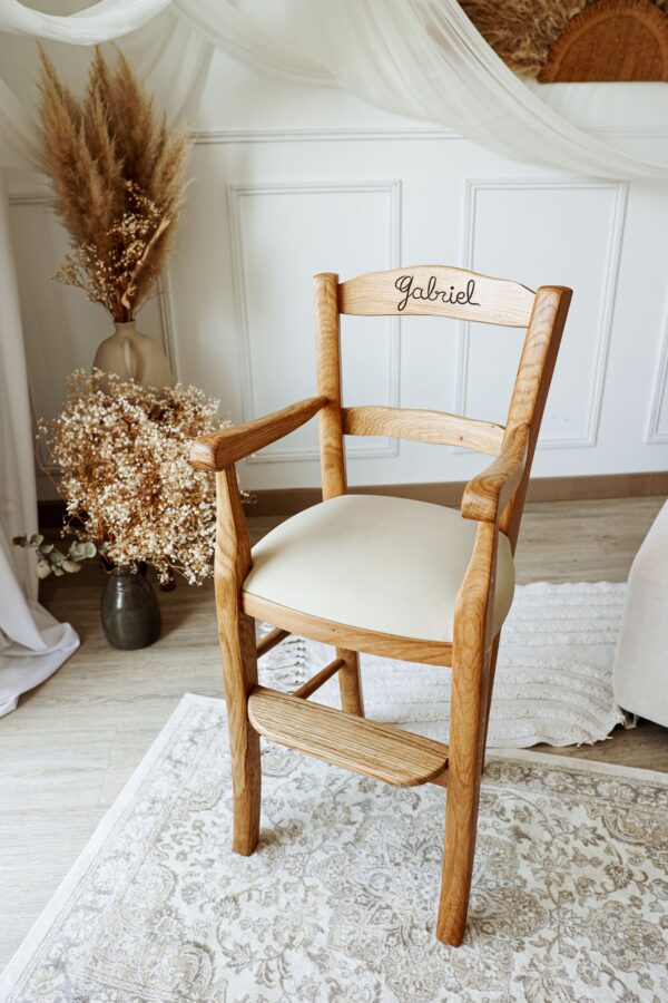 Fauteuil de table Artisanal enfant en chêne sans le prénom